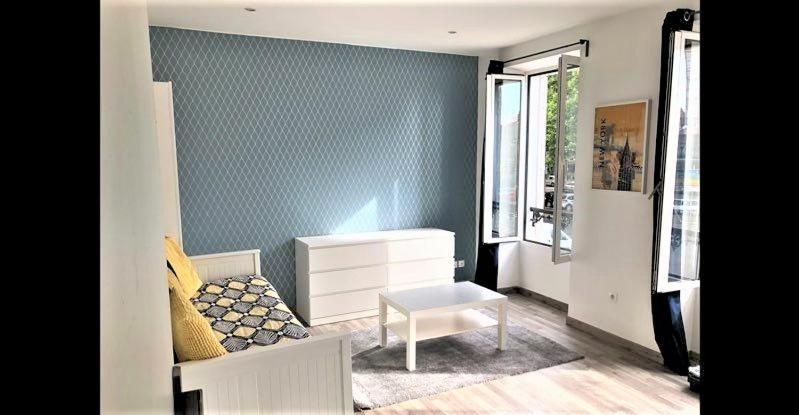 Appartement Proche Centre Ville, Gare Et Autoroute Melun Eksteriør bilde