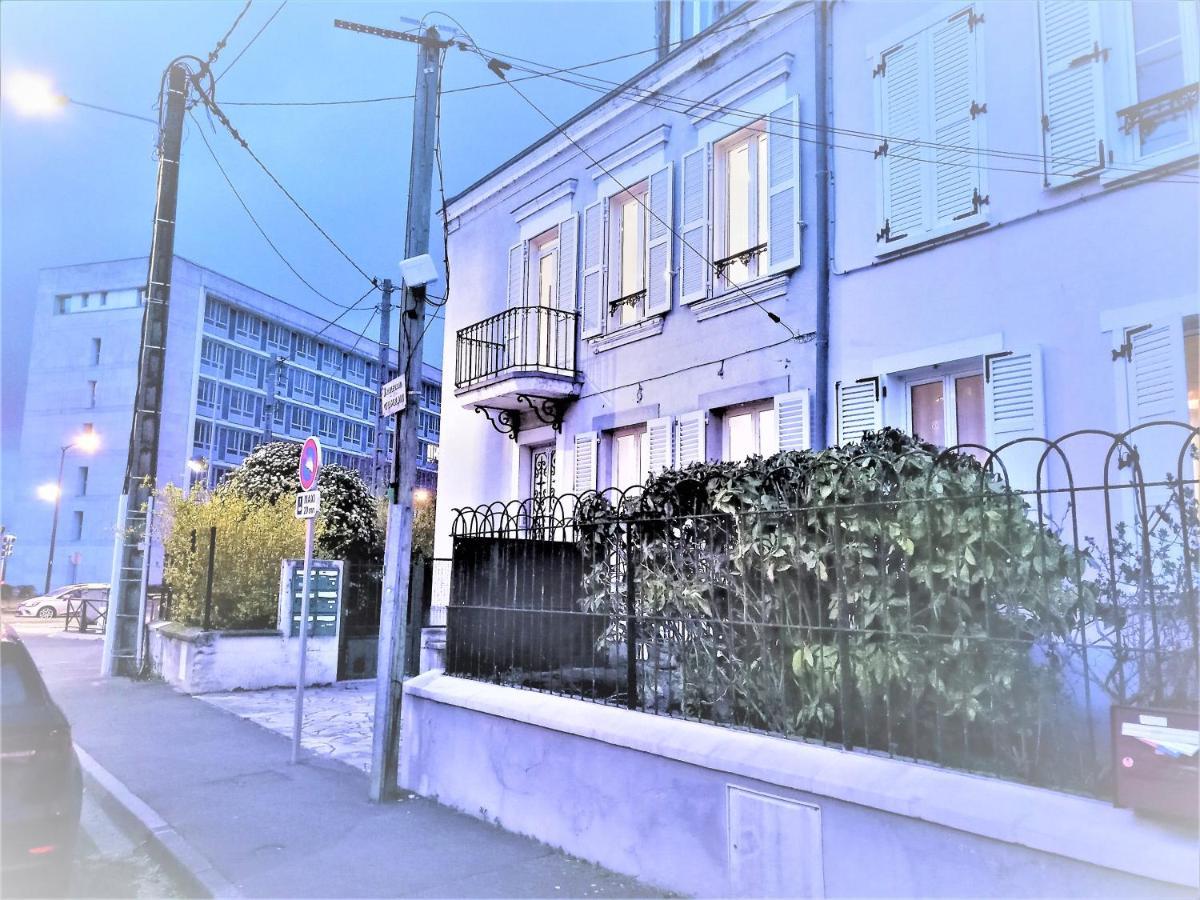 Appartement Proche Centre Ville, Gare Et Autoroute Melun Eksteriør bilde
